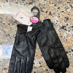 Women's Black Leather Gloves